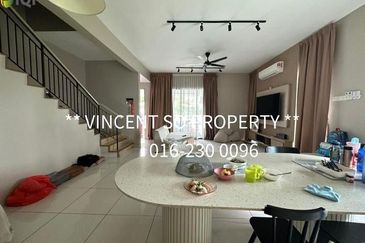 BANDAR BUKIT RAJA NAFIRI DOUBLE STOREY END LOT FOR SALE
