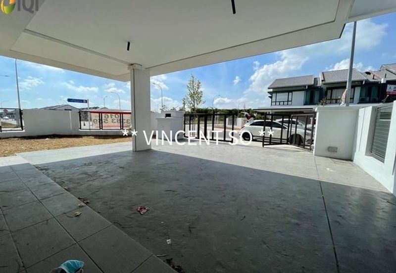 Bukit Raja Corner Double Storey For Sale