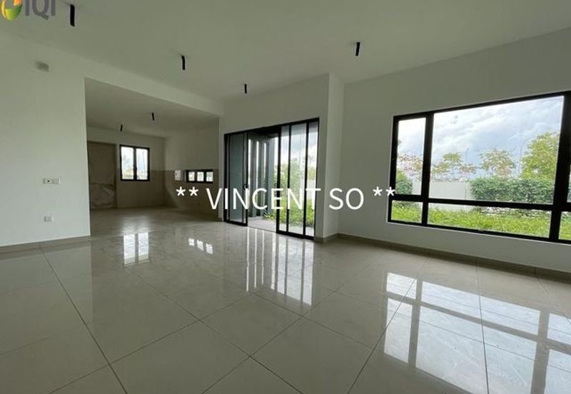 Bukit Raja Corner Double Storey For Sale