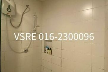 Trefoil at Setia Alam Block B High Floor For Sale with tenancy