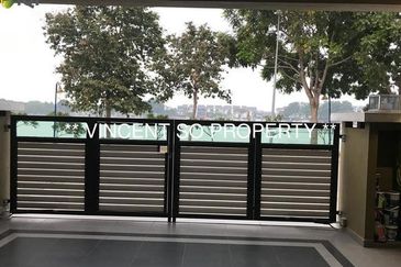 Bandar Bukit Raja 3 Storey House For Sale