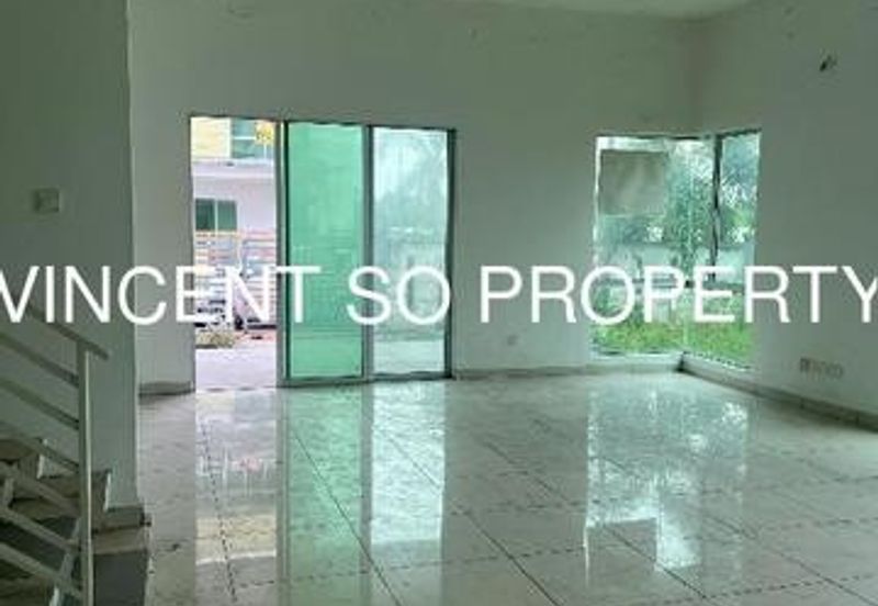 Desa Bayumas 2.5 Storey Cluster  Corner Lot  Semi D For Sale 