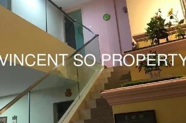 Milano Kemuning 3 Storey freehold Bungalow For Sales below market value