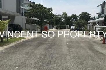 Milano Kemuning 3 Storey freehold Bungalow For Sales below market value