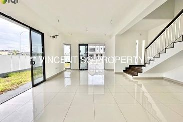 Bandar Bukit Raja Lyra Double Storey House (Endlot) For Sale