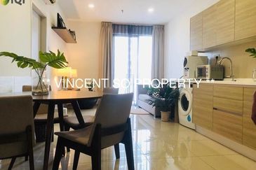 I-City I-Suite (Fully Furnish) 2 Bedrooms & 1Bathroom FOR SALE