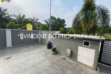 Taman Desa Permai  storey Semi D for sale 