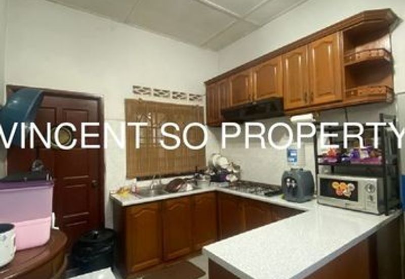 Klang Johan Setia Single storey terrace house For Sale 