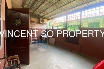Klang Johan Setia Single storey terrace house For Sale 