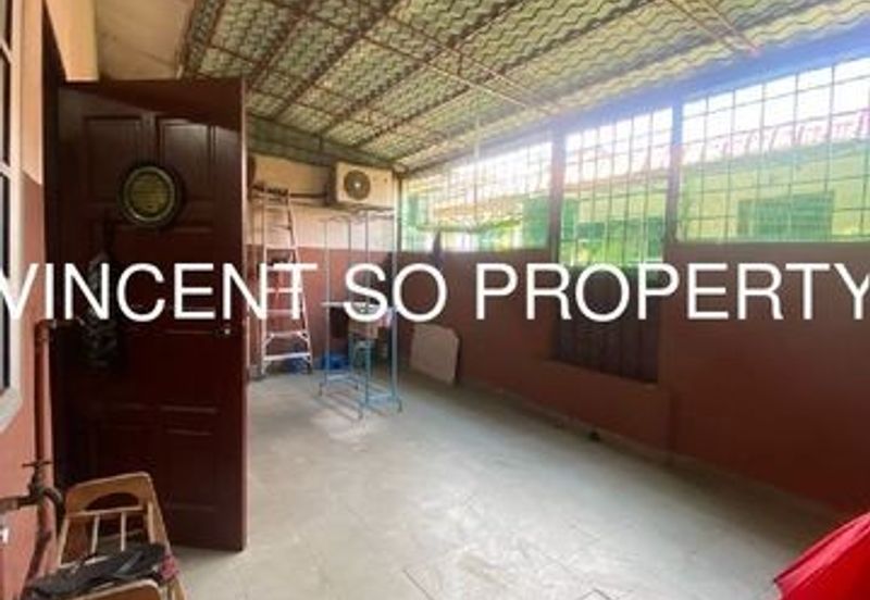 Klang Johan Setia Single storey terrace house For Sale 
