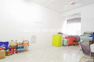 Kapar Batu 10-Double Storey For Sale