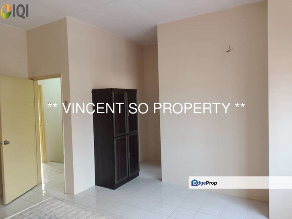 Klang Jalan Batu Nilam Bandar Bukit Tinggi 2 storey For Sale@680K, Selangor, Klang