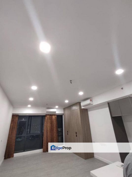 Fully Furnished, Rare Unit, First Come First Serve, Included Washer, Queen Bed & Mattress, Selangor, Sepang