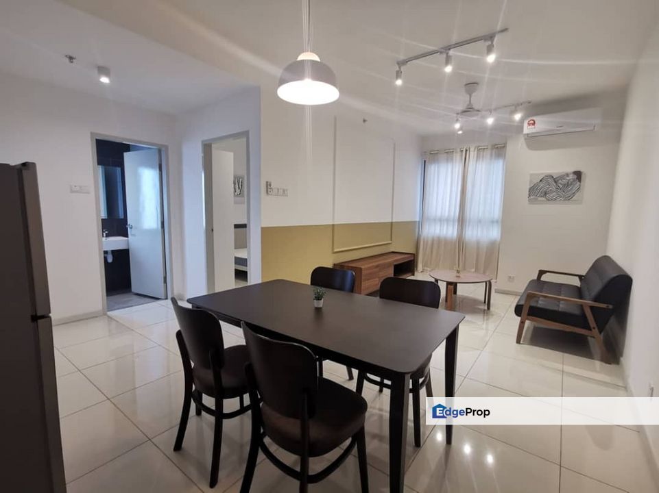 Corner Unit, Fully Furnished, Pool View, Ready Move In By April, Selangor, Dengkil