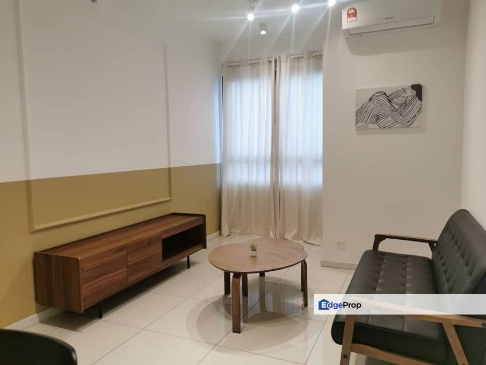 Corner Unit, Fully Furnished, Pool View, Ready Move In By April, Selangor, Dengkil