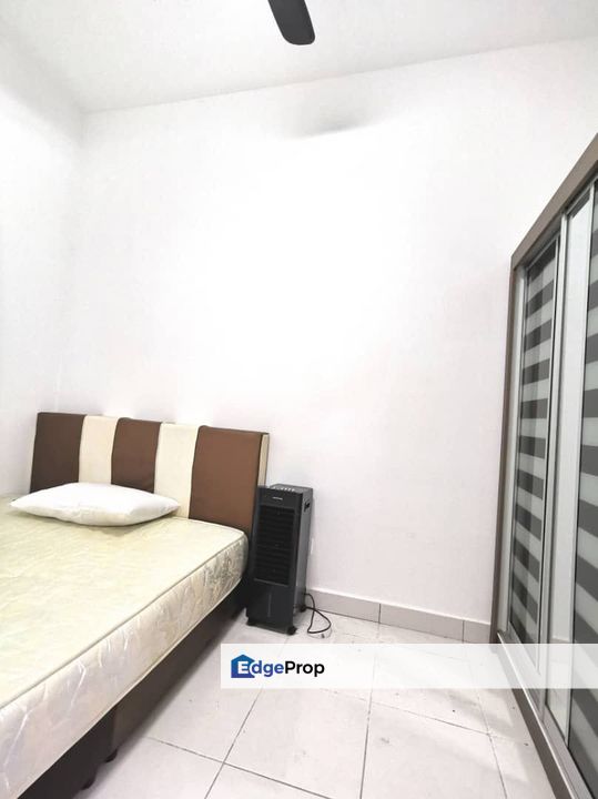 Rare Unit, 3 Bedroom, Partially Furnished, Negeri Sembilan, Nilai