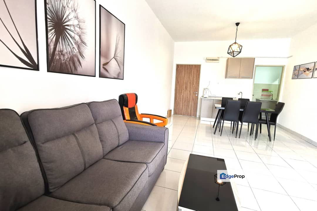 Rare Unit, 3 Bedroom, Partially Furnished, Negeri Sembilan, Nilai