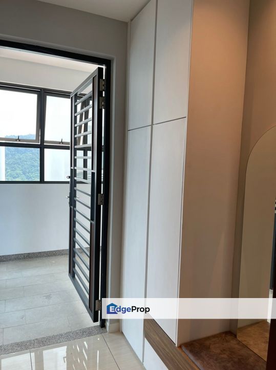 Queens Residences Q1, Corner Unit, Sea View, Fully Renovated & Fully Furnished, Penang, Sungai Nibong