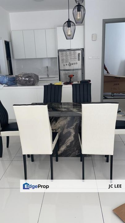 Vertu Resort @ Utropolis, Fully Furnished, Move In Condition, 4 Bedrooms 3 Carpark, Batu Kawan, Penang, Batu Kawan