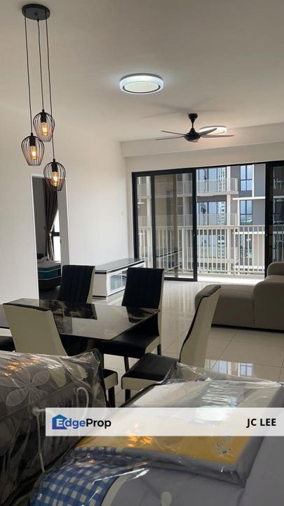 Vertu Resort @ Utropolis, Fully Furnished, Move In Condition, 4 Bedrooms 3 Carpark, Batu Kawan, Penang, Batu Kawan