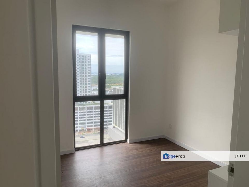 Vertu Resort @ Utropolis, Partially Furnished, Move In Condition, 4 Bedrooms 2 Carpark, Batu Kawan, Penang, Batu Kawan