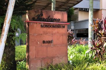 Perdana Exclusive Condominium