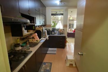 Perdana Exclusive Condominium