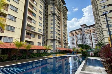 Perdana Exclusive Condominium