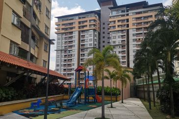 Perdana Exclusive Condominium