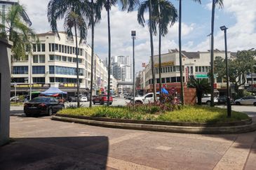 Perdana Exclusive Condominium