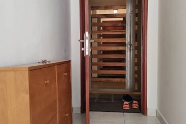 Perdana View Condominium