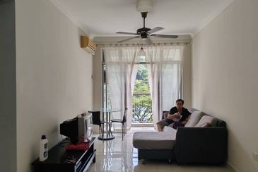 Perdana View Condominium