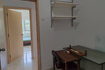 Perdana View Condominium