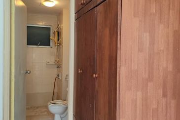 Perdana View Condominium