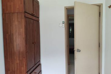 Perdana View Condominium