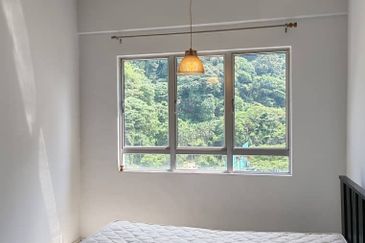 Perdana View Condominium