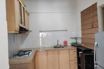 Perdana View Condominium