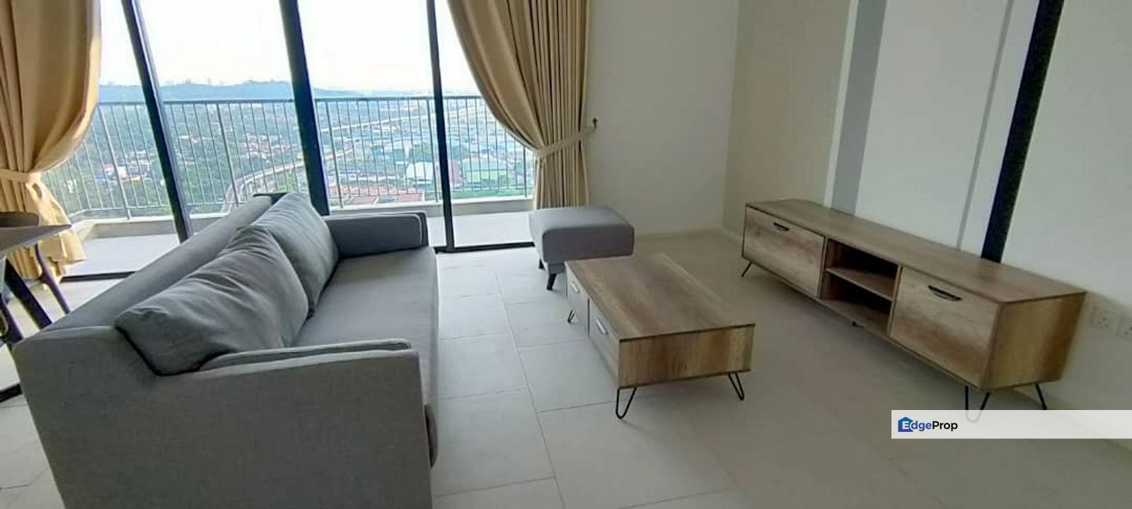 Brand New SqWhere Service Apartment @ Sg Buloh To Let, Selangor, Sungai Buloh