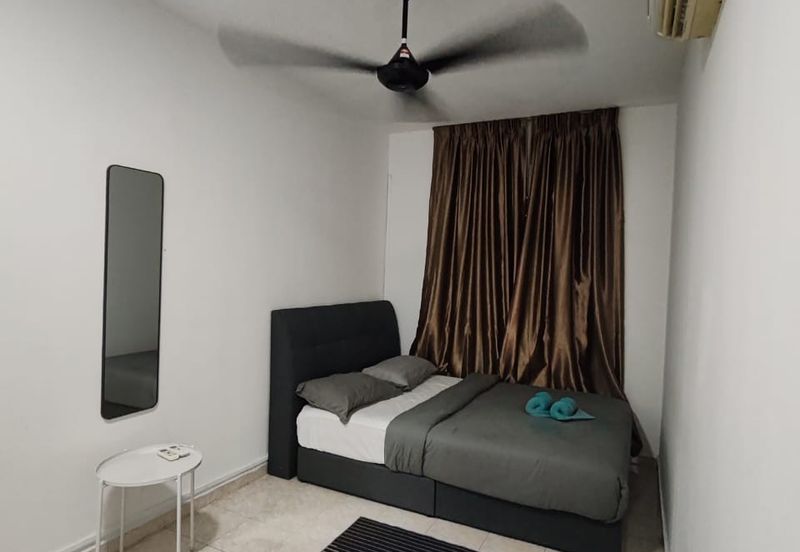 Endah Regal Condominium