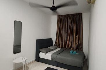 Endah Regal Condominium