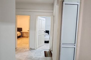 Endah Regal Condominium