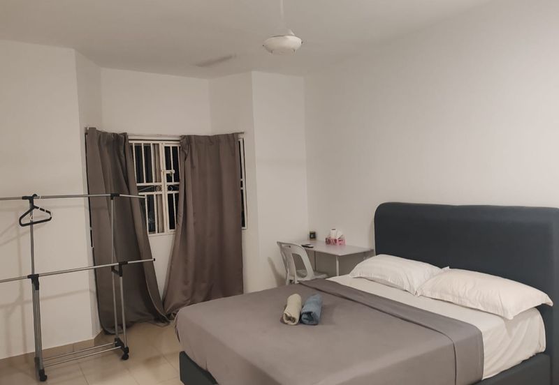 Endah Regal Condominium