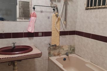 Endah Regal Condominium