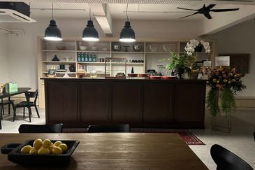 TTDI Cafe Business For Sale 