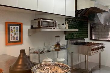 TTDI Cafe Business For Sale 