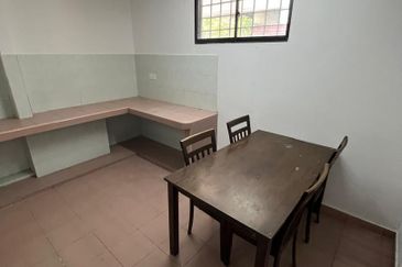 Lorong Sungai Jernih 8/1