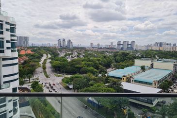 AraGreens Residences