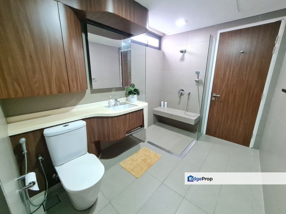 Aragreens Services Apartment @ Ara Damansara For Sale , Selangor, Ara Damansara