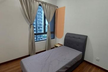 Petalz Residences (Residensi Rimbunan)