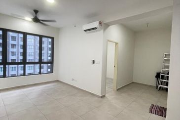 Meta Residence @ Meta City